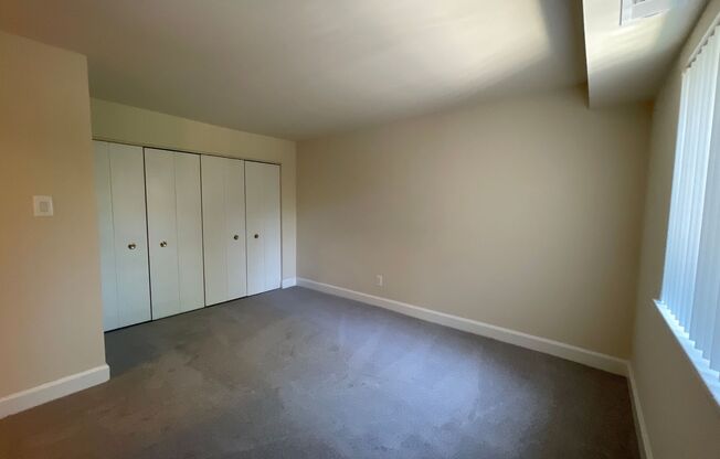 2 beds, 2 baths, 1,000 sqft, $1,975, Unit 14229 #304
