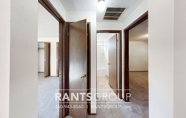 2 beds, 1 bath, 807 sqft, $1,650, Unit 3330