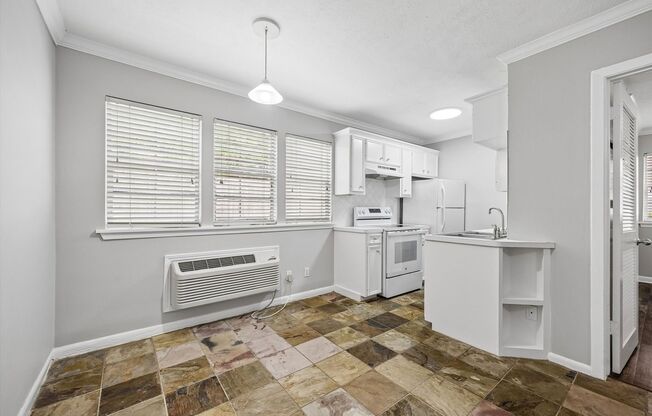 3618 Garrott St Apartments