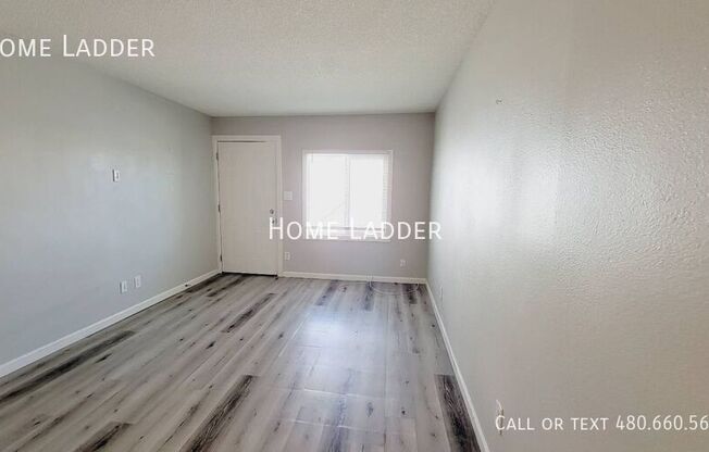 2254 E BROADWAY RD