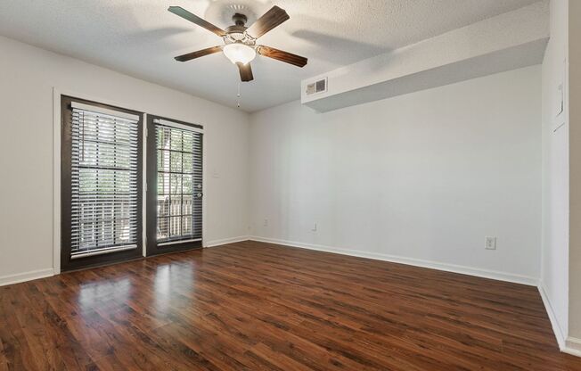 2 beds, 1 bath, 1,070 sqft, $1,497, Unit 1208G