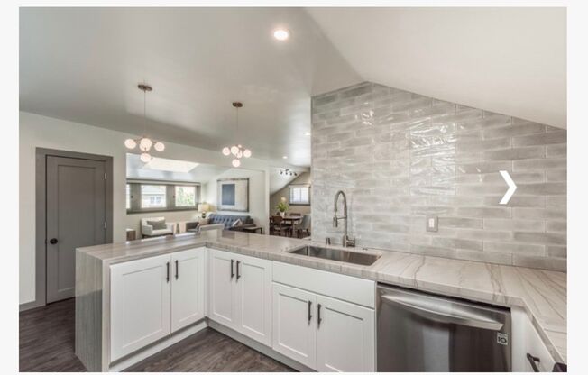 3412 - 3414 J St