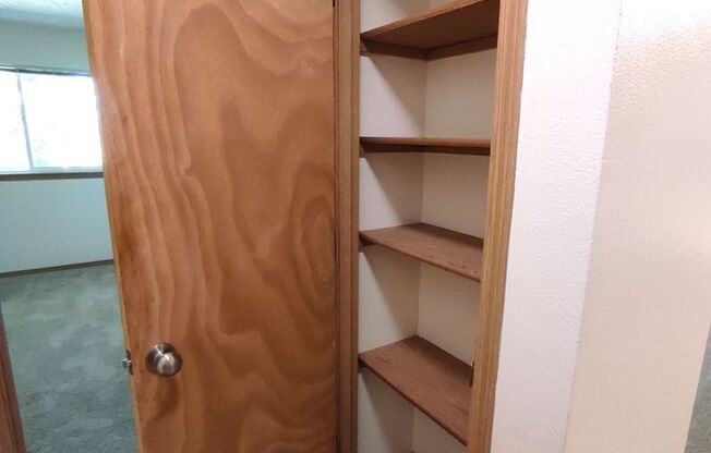 1 bed, 1 bath, 547 sqft, $1,200, Unit 39