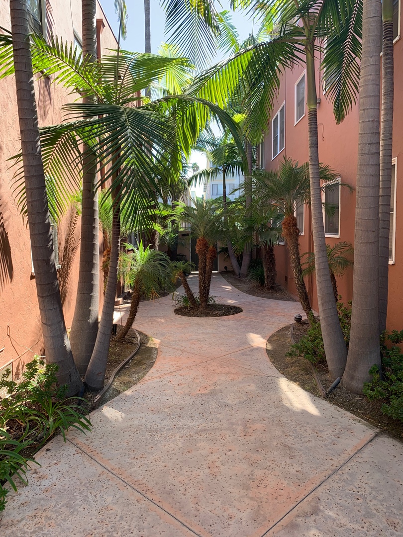 BEAUTIFUL 2 BEDROOM ONE BATH  DOWNSTAIRS UNIT WITH 2 ASSIGNED PARKING SPACES LOCATED NEAR THE BEACH