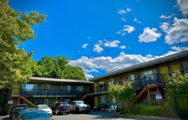 Cathedral Park Apartments- 6 weeks Free!