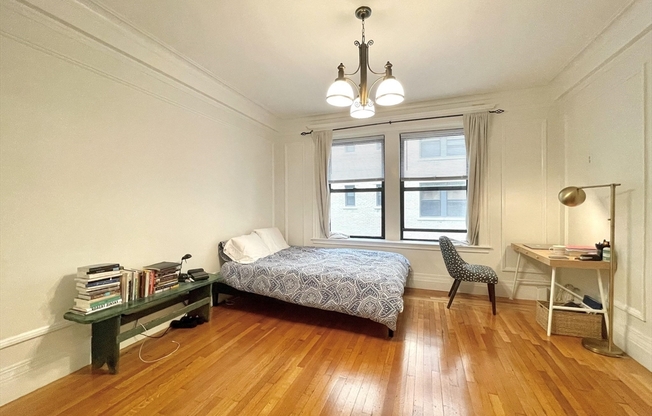 Studio, 1 bath, 338 sqft, $2,250, Unit 38
