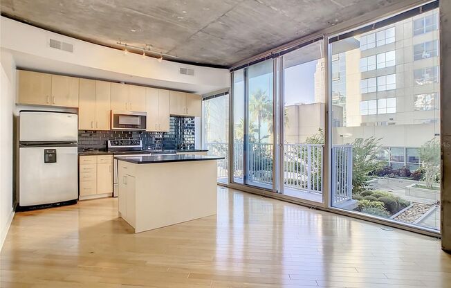 1 bed, 1 bath, $1,850