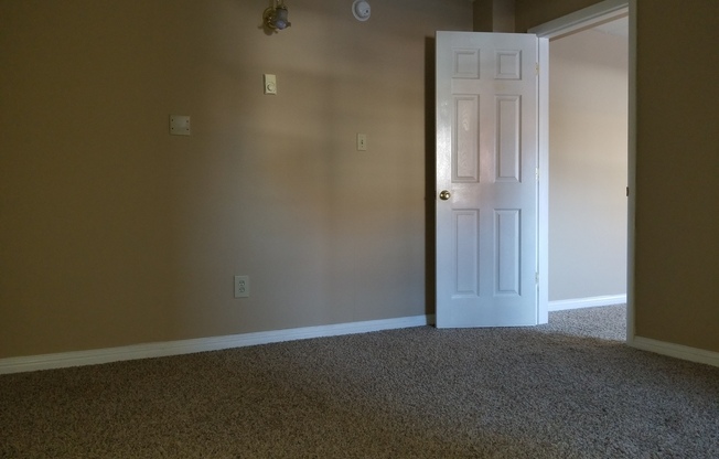1 bed, 1 bath, 525 sqft, $715, Unit 208