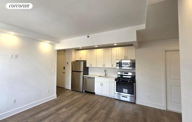 2 beds, 2 baths, $7,000, Unit 9M