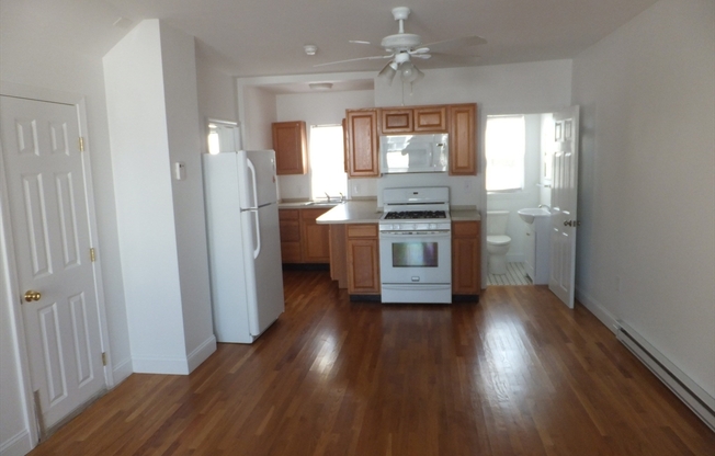 28 RIV ST
