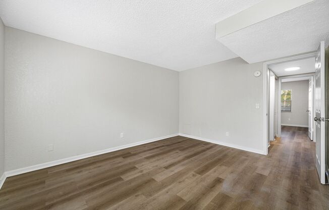 2 beds, 1 bath, 850 sqft, $1,600, Unit D307