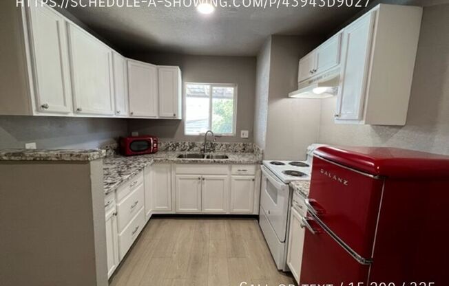 224 N MAPLE AVE