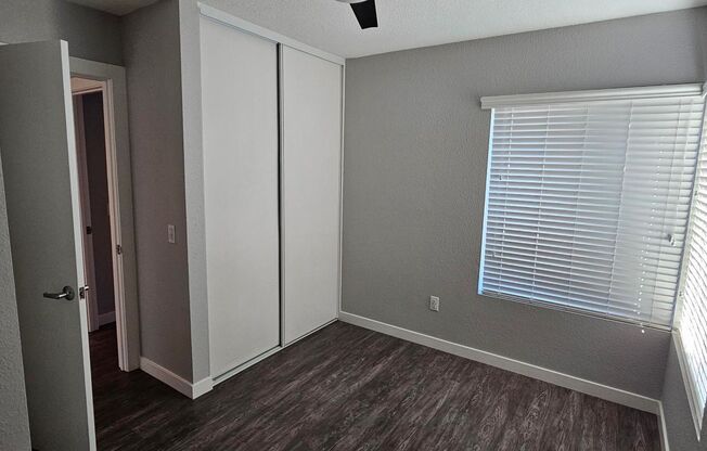 2 beds, 1 bath, 790 sqft, $2,475, Unit L101