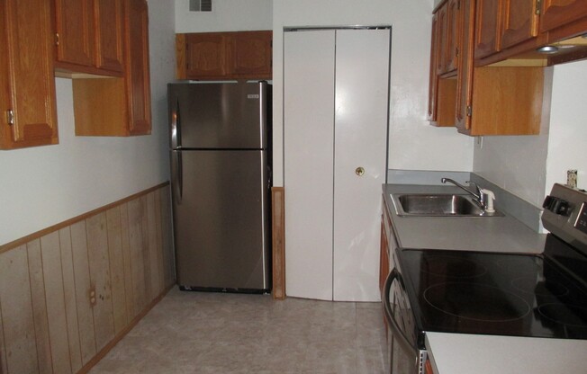 One Bedroom at Place One Condo in Alexandria