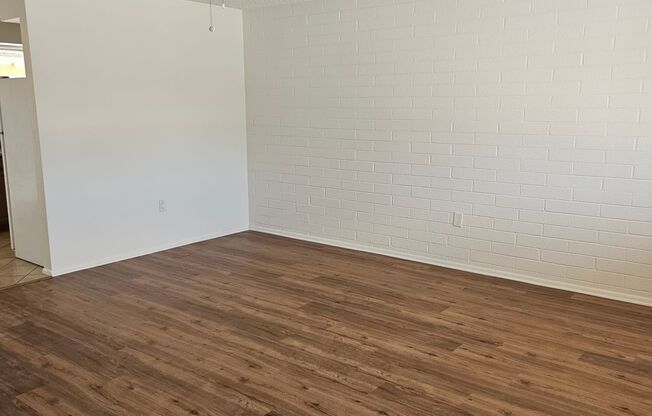 Back on the Market! -Sun City House 2 Bedroom 2 Bath