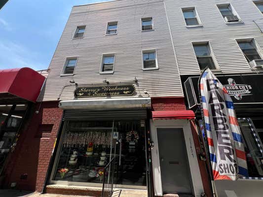 114 7 JAMAICA AVE