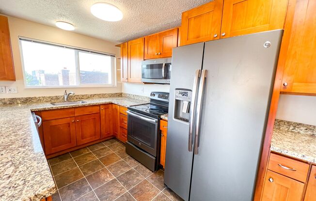 4 beds, 2 baths, 1,732 sqft, $4,595, Unit 100