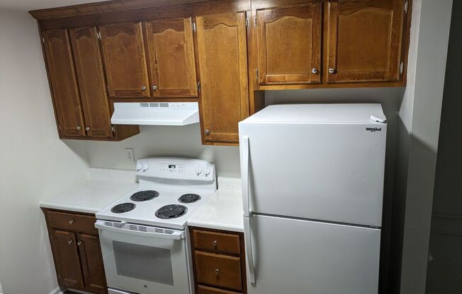 2 beds, 2 baths, 1,000 sqft, $1,825, Unit 326 K Commonwealth Court