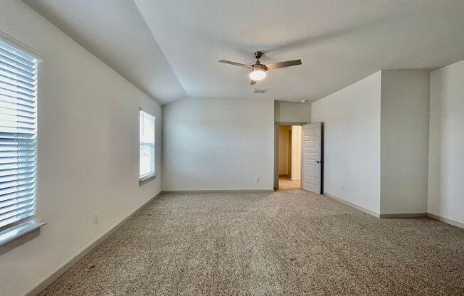 4 beds, 3 baths, $2,190