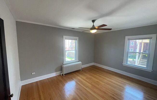 3 beds, 1 bath, 2,000 sqft, $3,795, Unit 1123 - 2