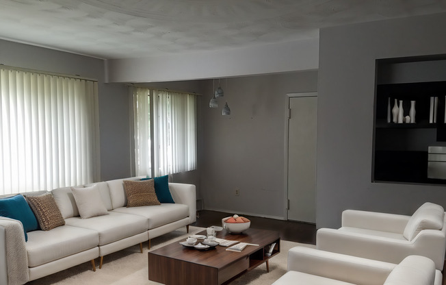 2 beds, 1 bath, 1,025 sqft, $1,250, Unit 138-06 Woodhill