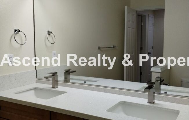 2 beds, 1.5 baths, $2,300