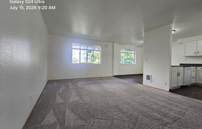 2 beds, 1 bath, 875 sqft, $1,375, Unit 127-20