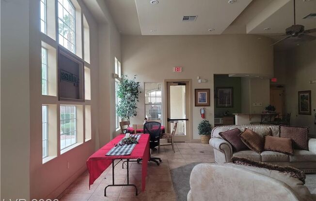 2 beds, 2 baths, $1,550, Unit Building 1