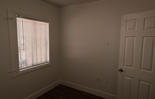 3 beds, 1 bath, $1,200