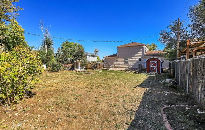 4 beds, 2 baths, $3,300