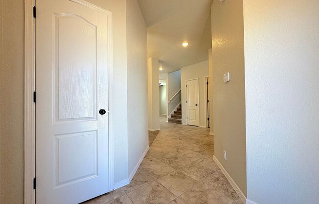 East El Paso 3bed Refrig A/C w/ Loft!