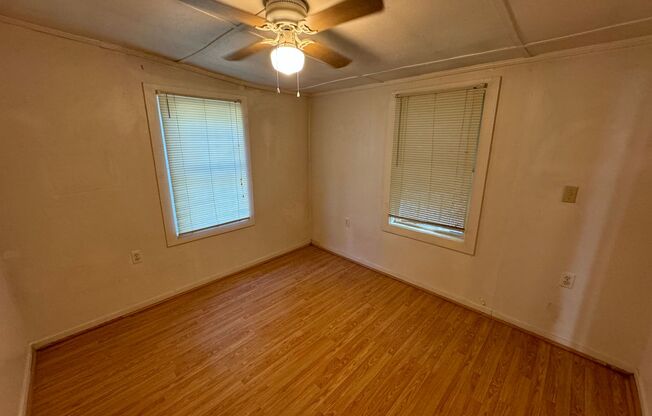 1 bed, 1 bath, 540 sqft, $695