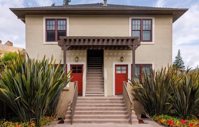 Hawthorne Apartments