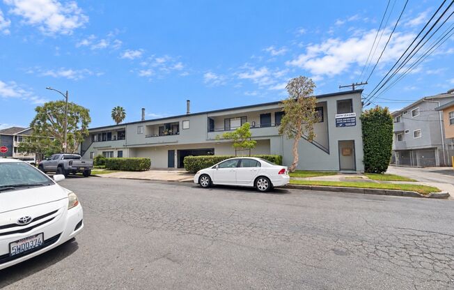 3601 Jasmine Ave.