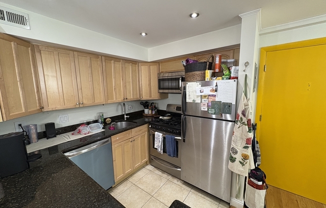 57 BROADLAWN