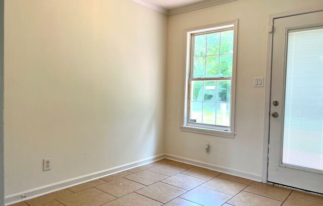 1047 Shadow Ridge Ave