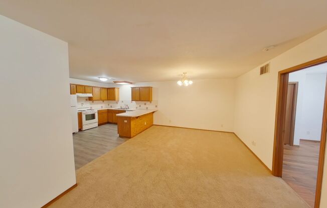 611 S Mt Carmel