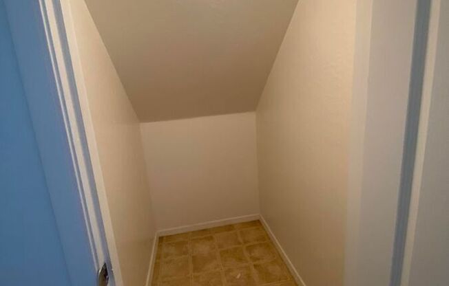 4850 N 113 DR