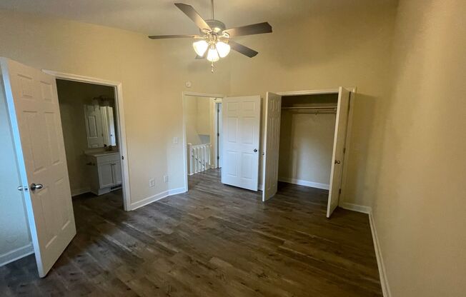 2 beds, 2 baths, 1,000 sqft, $1,350, Unit 3