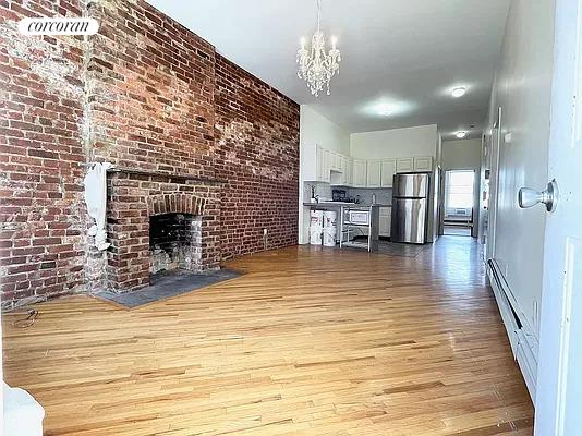 463 5 AVE