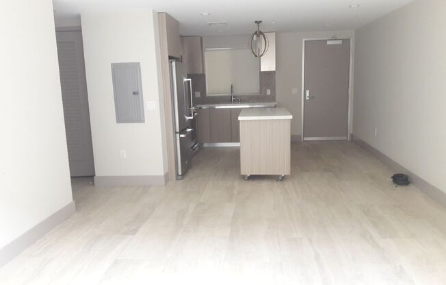 2 beds, 2 baths, 1,030 sqft, $4,250, Unit 10534 - 106