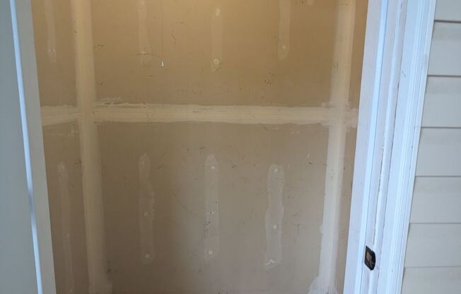 2 beds, 2 baths, 994 sqft, $1,200, Unit E301