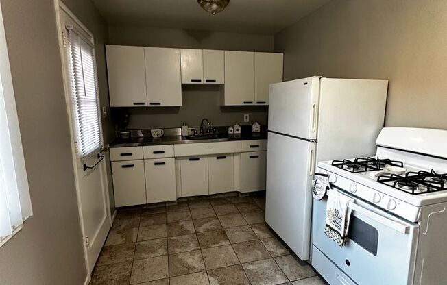 1 bed, 1 bath, $1,450