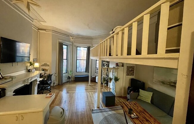 309 BEACON ST