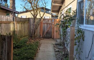 200/206 SE 98th Avenue