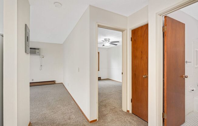 3547 Grand