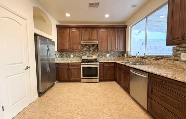 7898 PALACE MONACO AVE