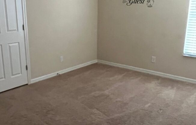 4 beds, 2.5 baths, $2,799