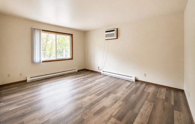 3513-3515 Hallie Lane