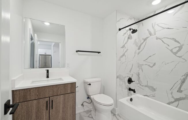 1 bed, 1 bath, 659 sqft, $1,700, Unit Unit 201